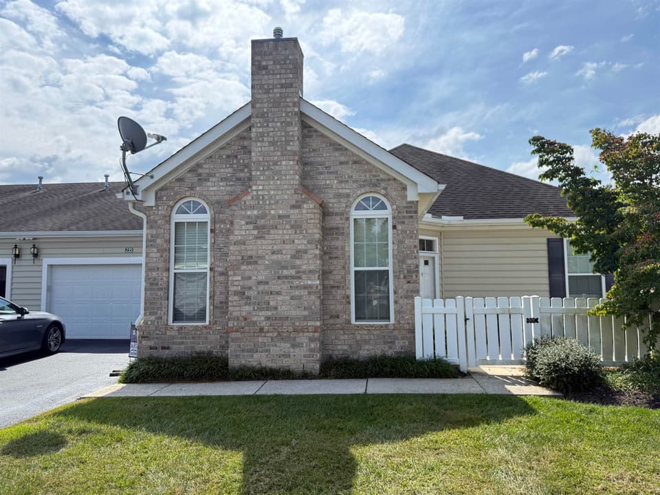 235 Patriot Way Unit 72, photo 2 of 14