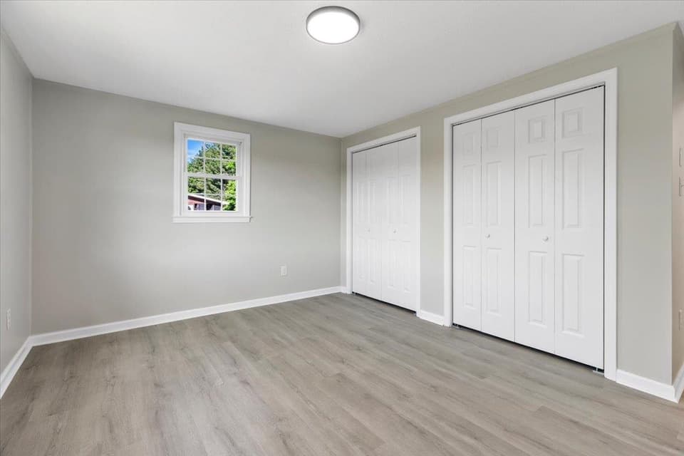 325 Mulberry Drive, photo 21 of 40