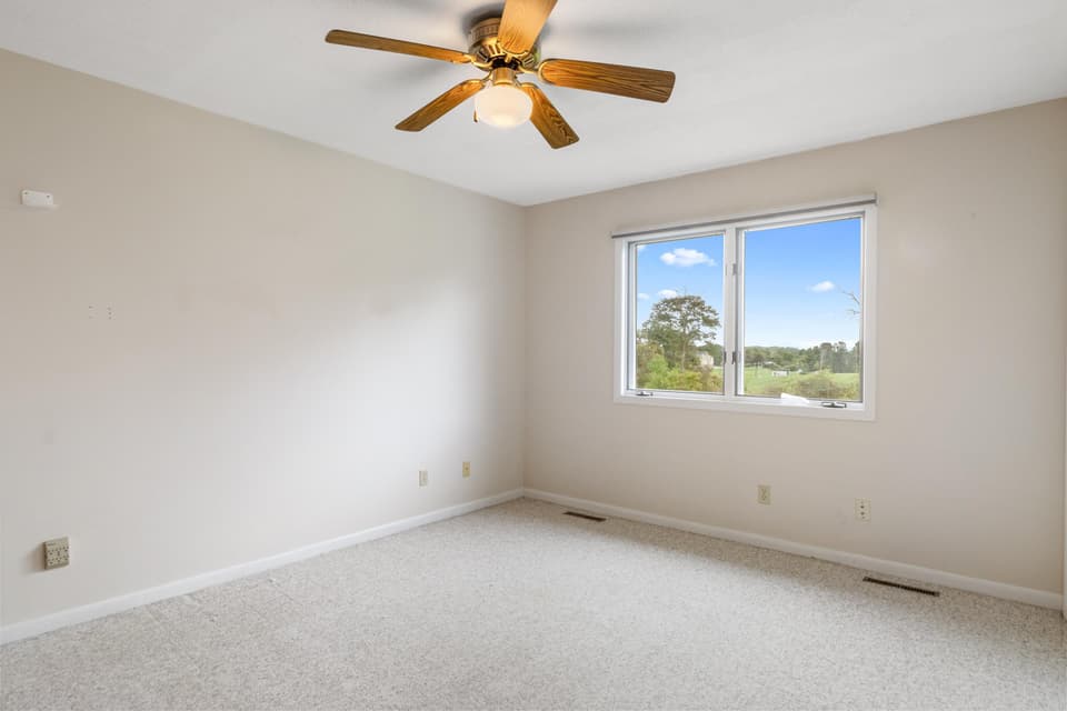 80 Patricia Lane, photo 23 of 40