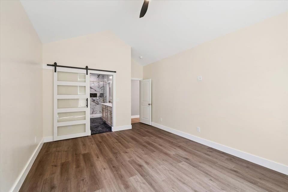 4480 Fairview Drive, photo 24 of 36