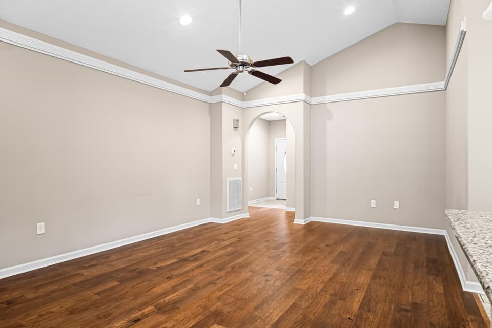 130 Gavins Court, photo 9 of 39