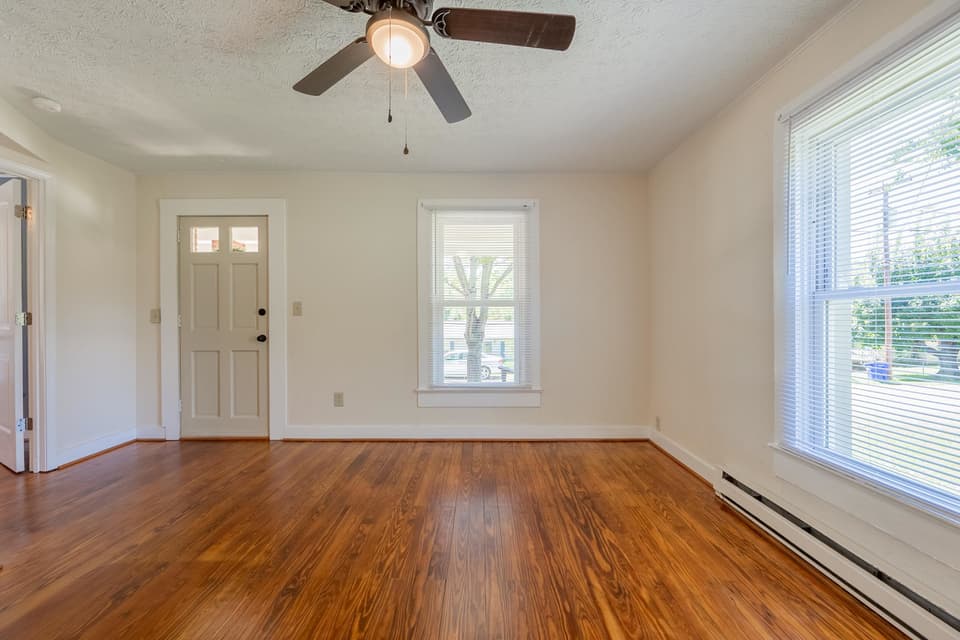 770 Montgomery Street, photo 13 of 40
