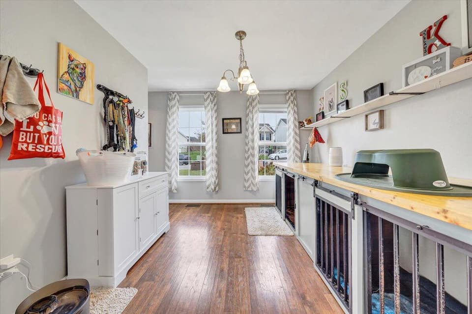 350 Chelsea Loop, photo 15 of 37