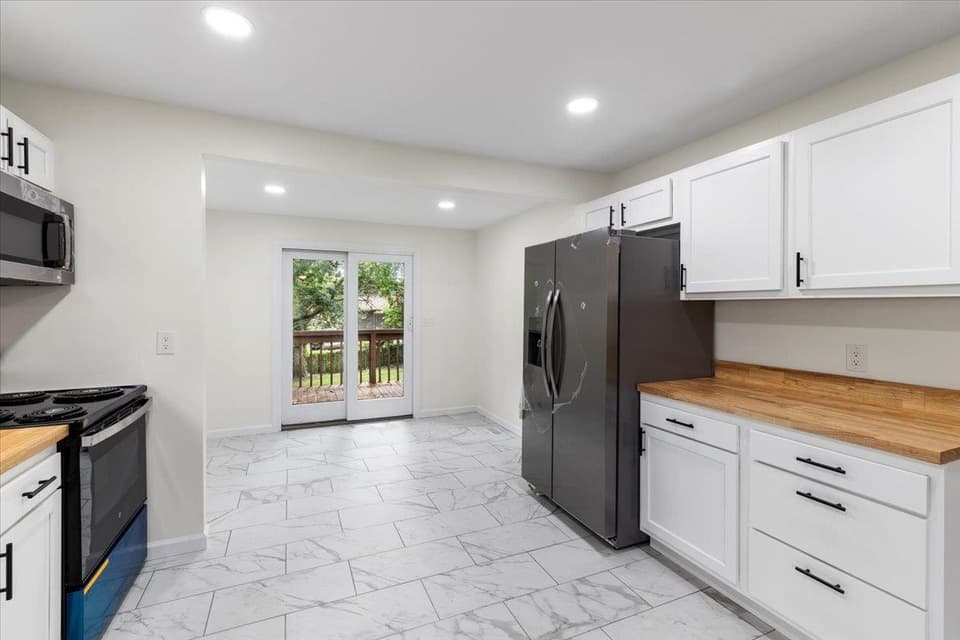 140 Summitridge Road SW, photo 8 of 28