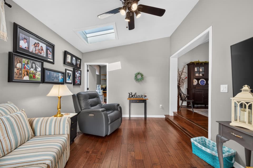 2405 Glade Drive SE, photo 29 of 40