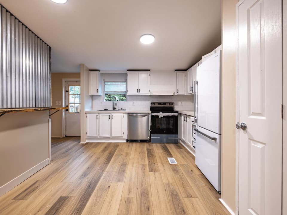 2619 Den Hill Road, photo 14 of 25