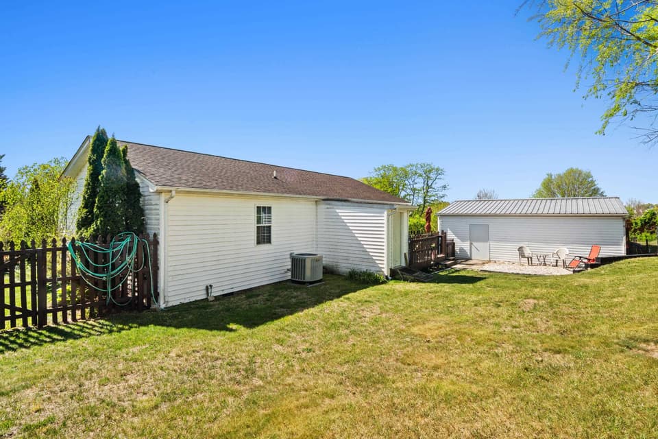 700 Warren Court, photo 35 of 40