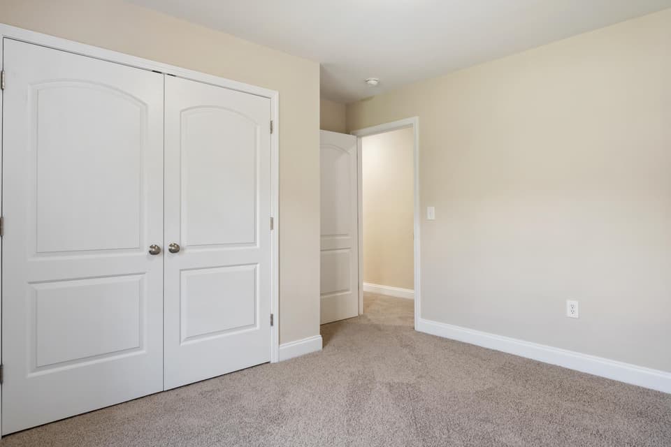 135 Phoenix Boulevard, photo 26 of 40