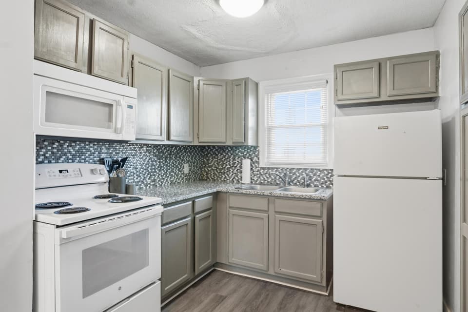 4 Lee Hy Court, photo 11 of 32
