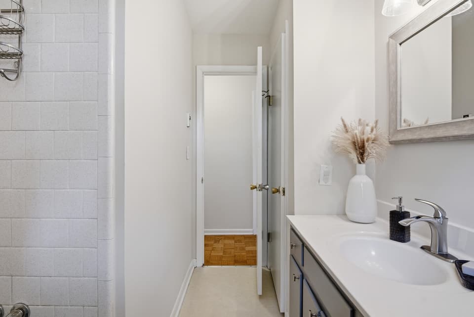 665 Betty Drive, photo 32 of 39