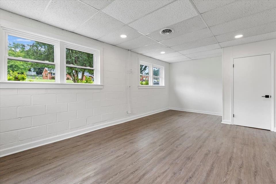 950 McHenry Avenue, photo 34 of 40