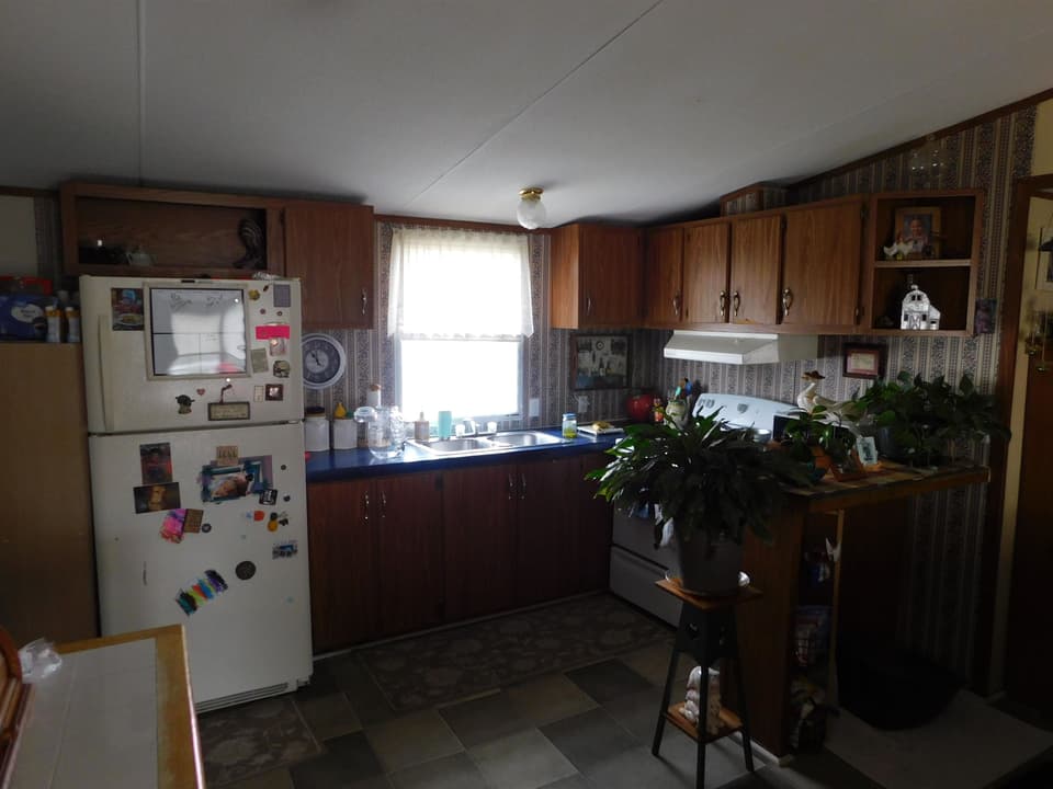 104 Chapel Street, photo 7 of 12