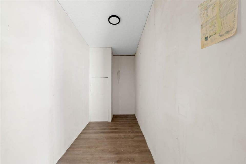 3300 Springview Drive, photo 19 of 30