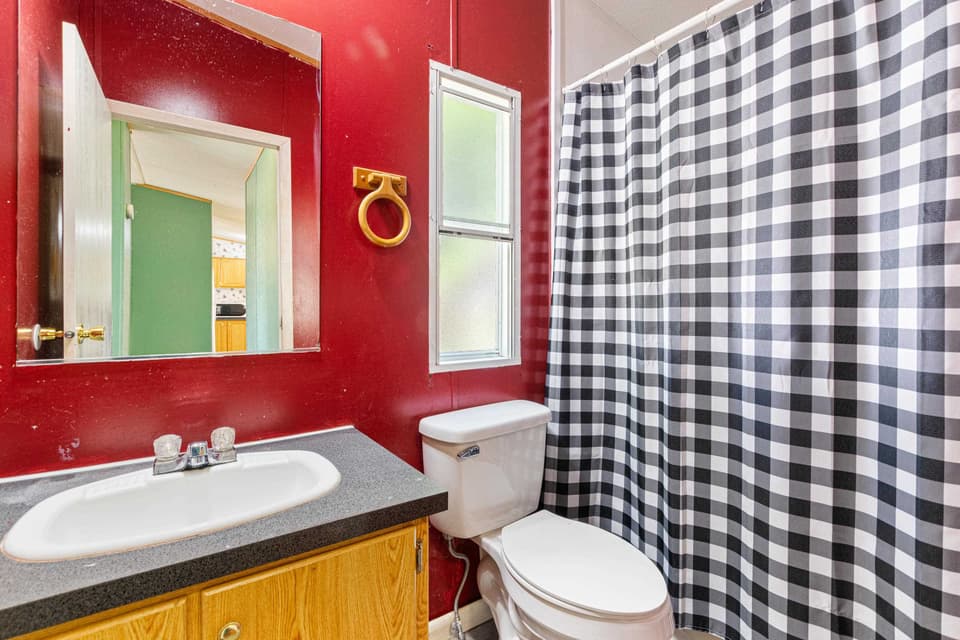 1150 King Street, photo 23 of 31