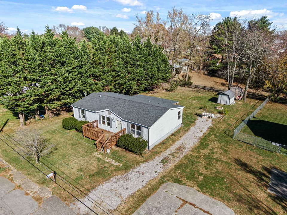 1150 King Street, photo 5 of 31
