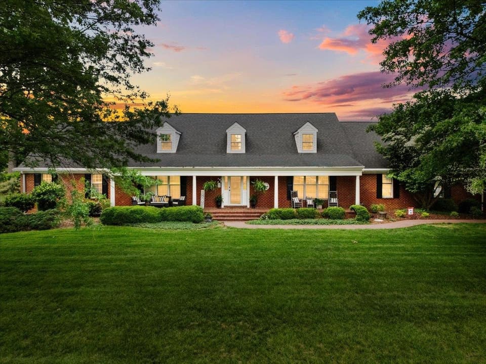 245 Emerald Boulevard, Christiansburg