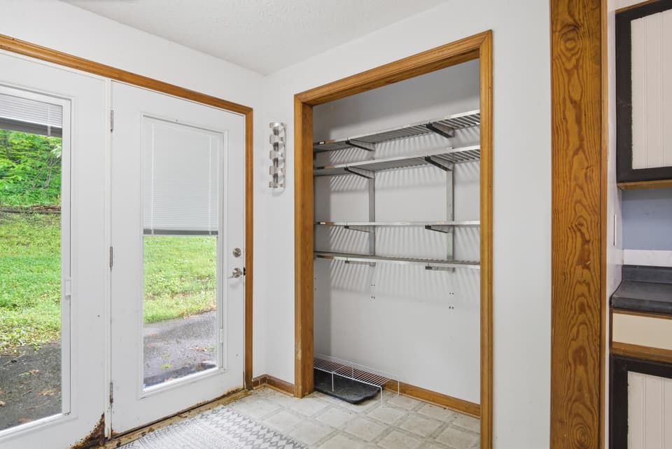 800 S Grant Street, photo 18 of 40