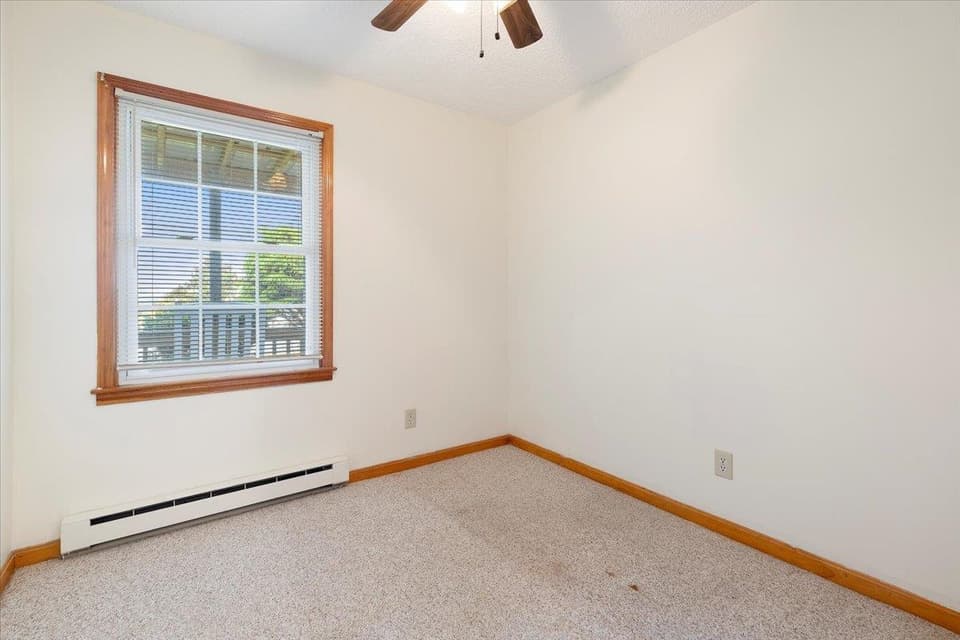 1363 Dow Street, photo 28 of 40
