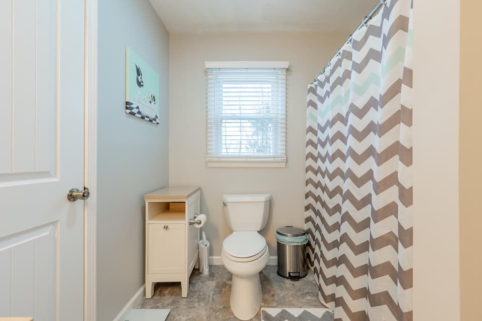 315 Cherokee Drive Unit A, photo 21 of 40