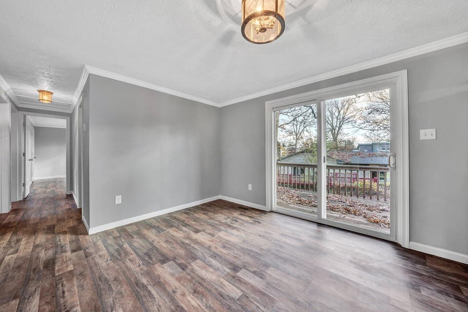 115 Thelma Lane, photo 6 of 29