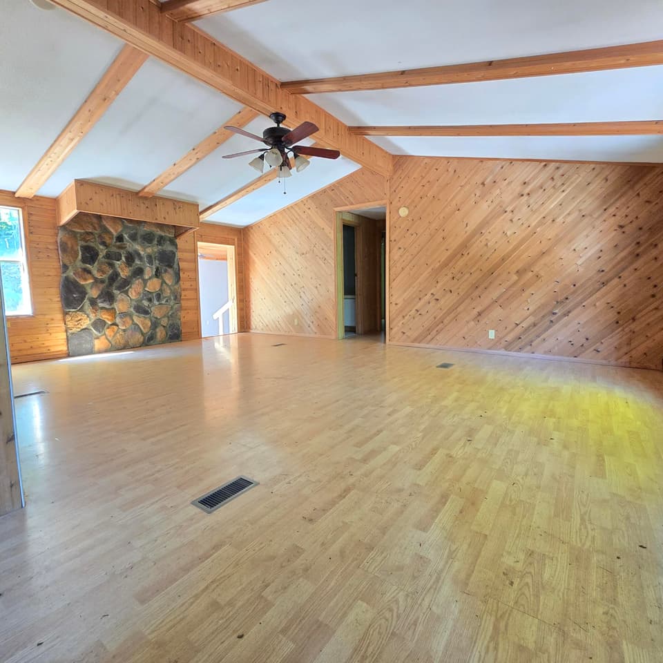 1099 Pollard Rd, photo 9 of 11