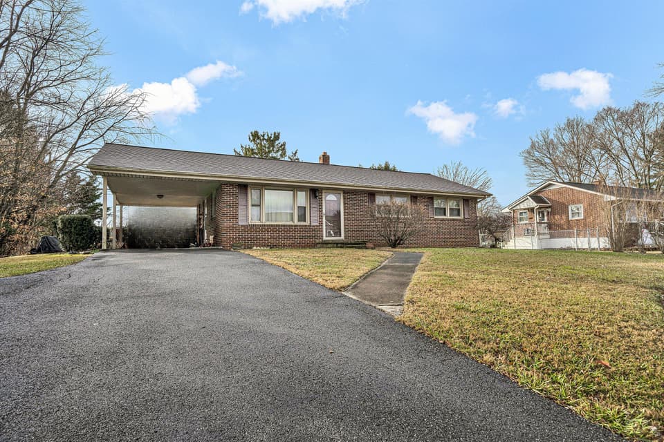 1150 Peppers Ferry Rd NW, photo 2 of 13
