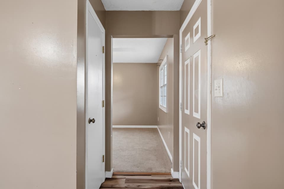 1435 West View Drive, photo 21 of 40