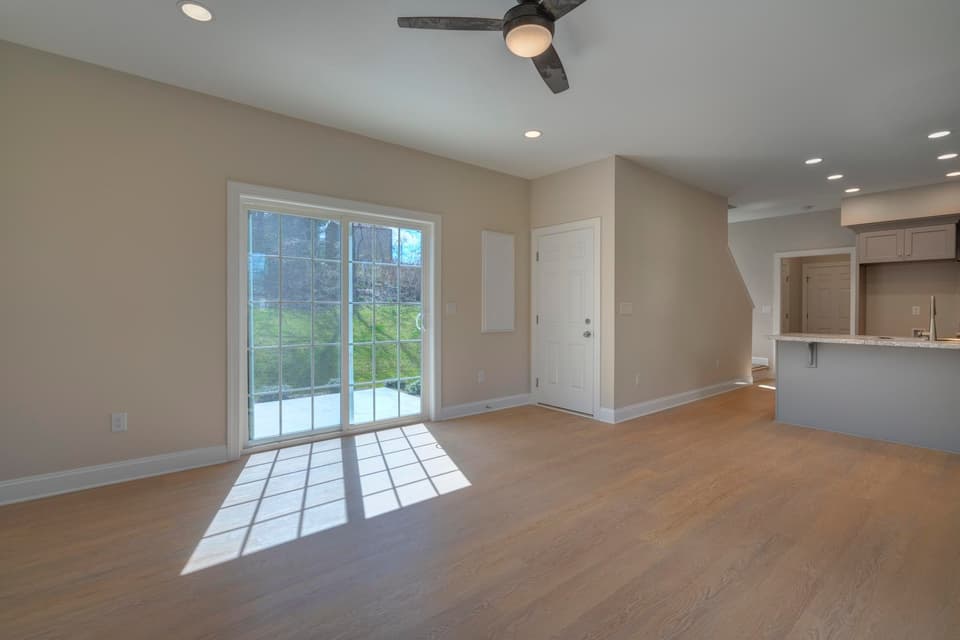 495 School Lane, photo 11 of 40