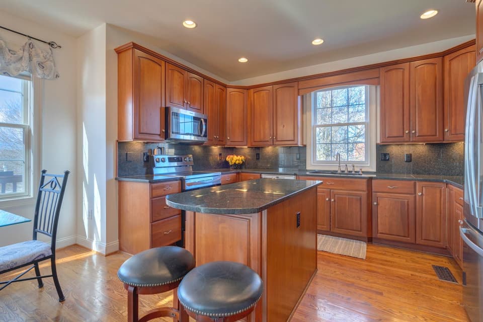 120 Cedar Bluff Drive, photo 22 of 40