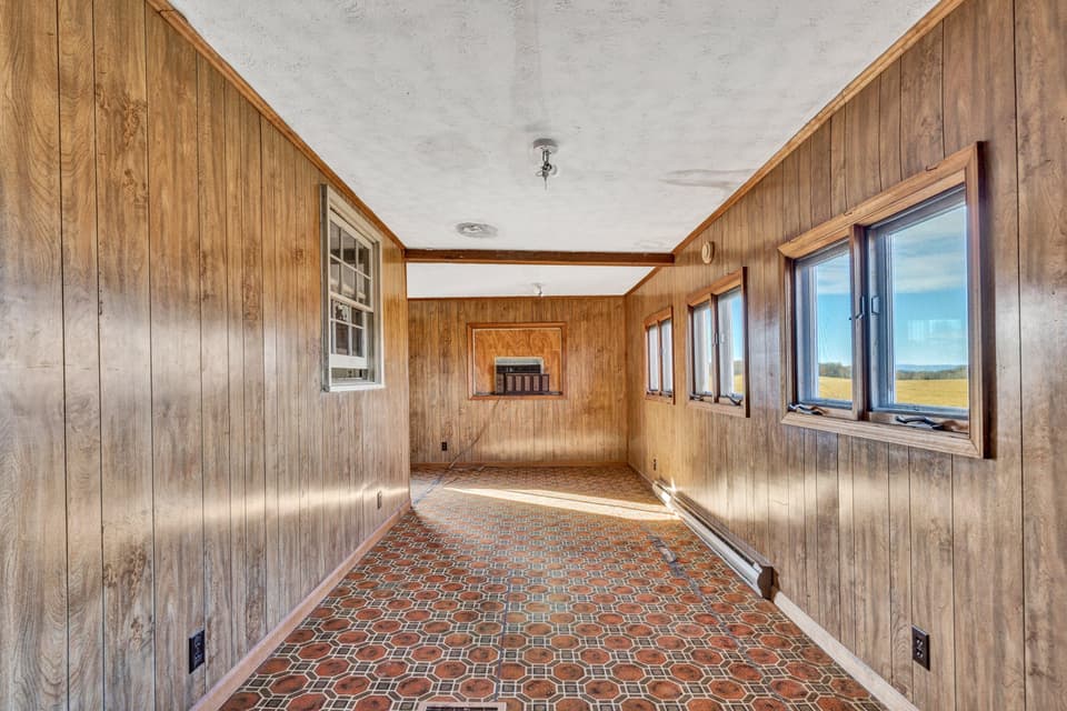 2288 Mud Pike, photo 6 of 27