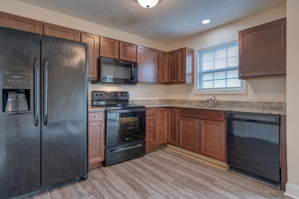 145 Twig Street, photo 12 of 35