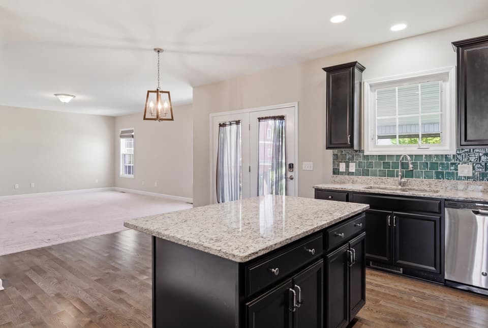 625 Dewdrop Lane, photo 19 of 40