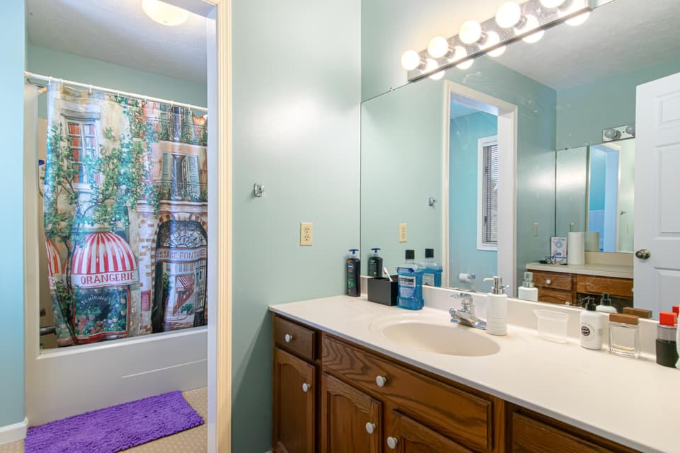 285 Emerald Boulevard, photo 24 of 40