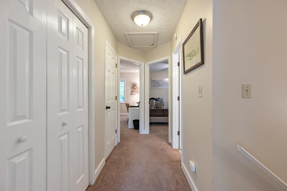 705 Colhoun Street NE, photo 36 of 40