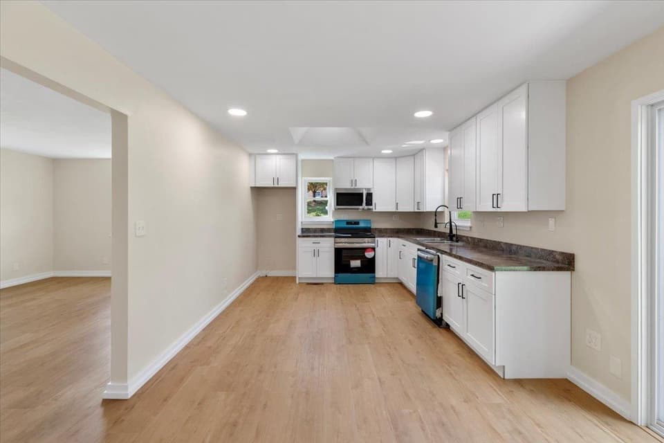95 Sara Street, photo 21 of 40