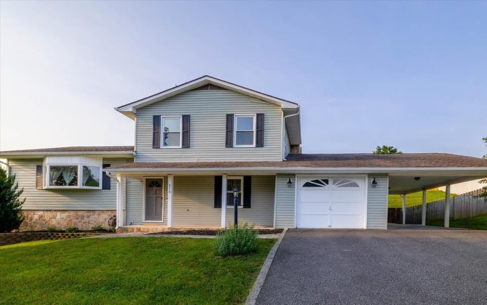 870 Cambria Street NW, photo 36 of 40