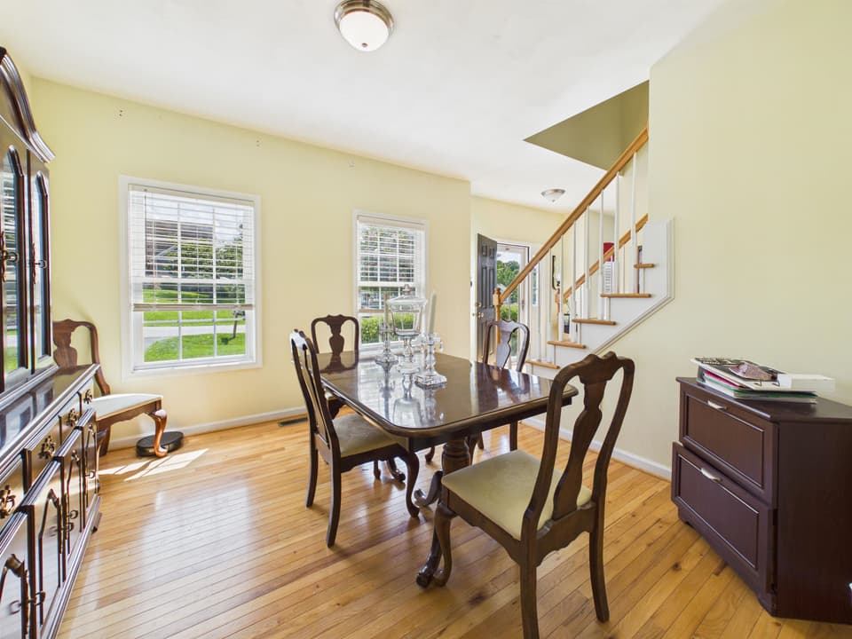 1130 Crosscreek Drive, photo 11 of 40