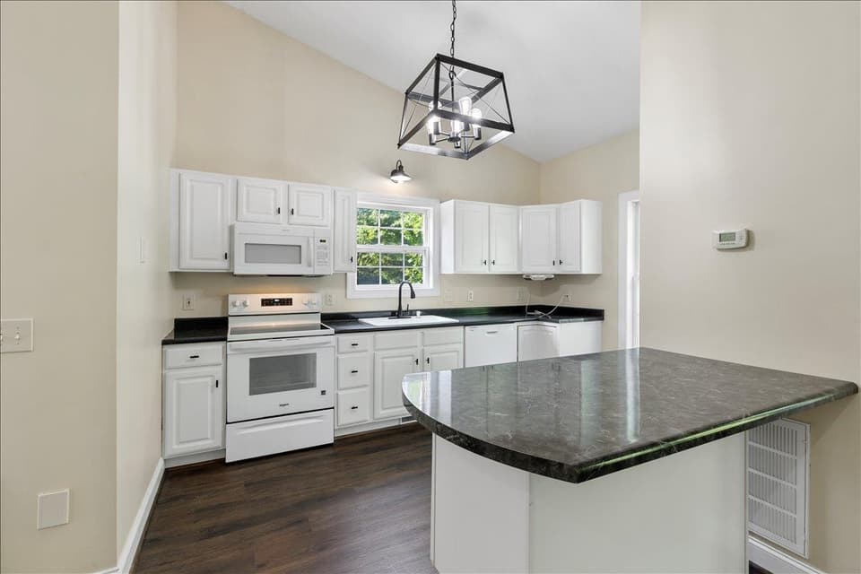 1215 Orange Leaf Court, photo 18 of 40