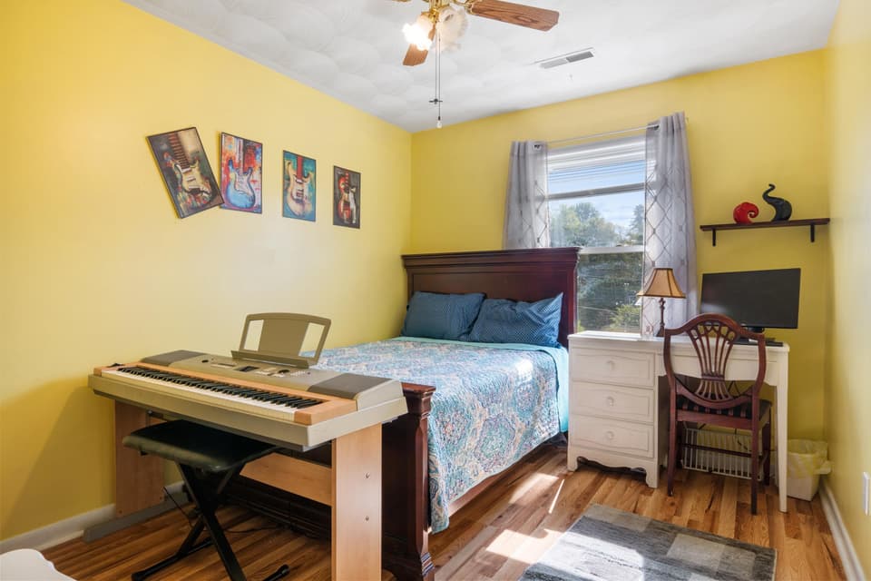 80 Meadow Drive, photo 21 of 40
