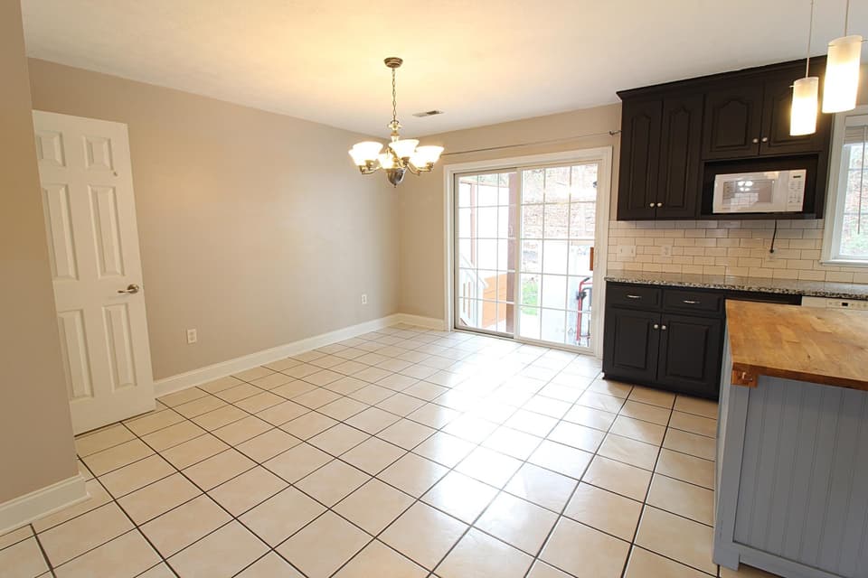825 Collins Street, photo 9 of 38