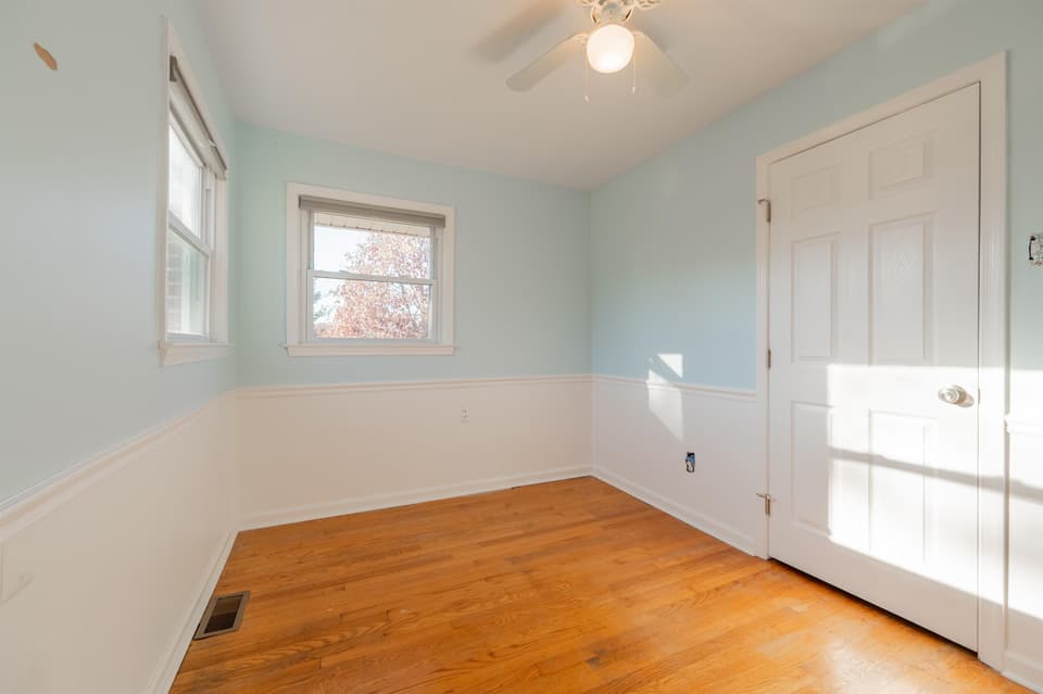 270 Dunlap Drive, photo 23 of 40