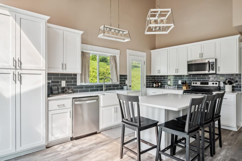 475 Chrisman Street, photo 13 of 40