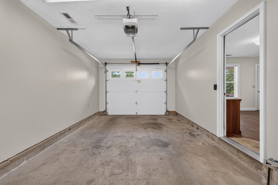 650 Kamran Drive, photo 30 of 40
