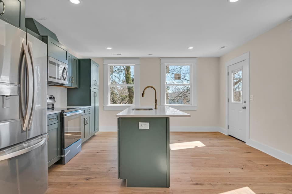 303 Park Street, photo 10 of 30
