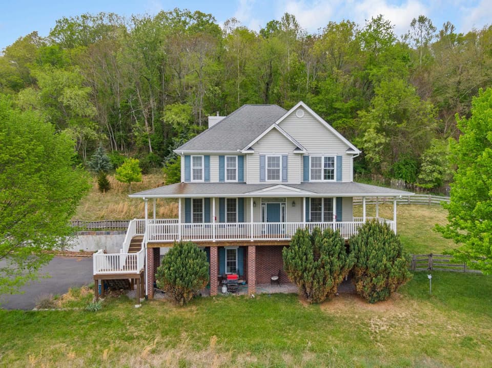 1471 Red Hawk Run, Christiansburg, VA