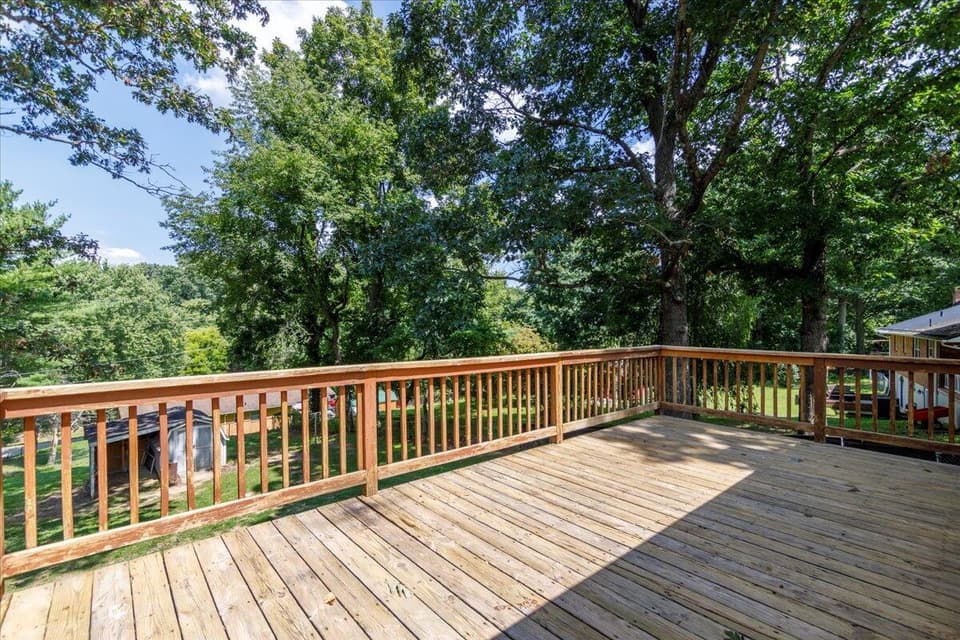 4320 Cumberland Dr SE, photo 17 of 40