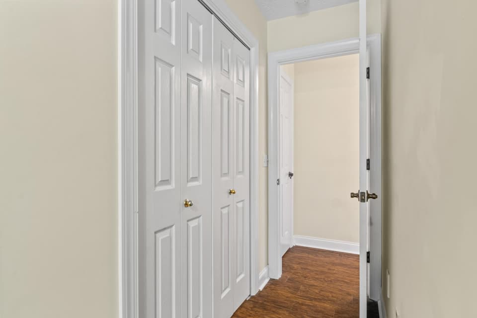 1425 Providence Boulevard, photo 28 of 40
