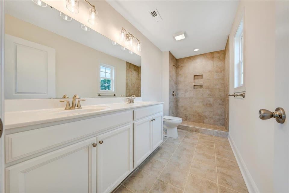 1520 Kensington Way, photo 14 of 18