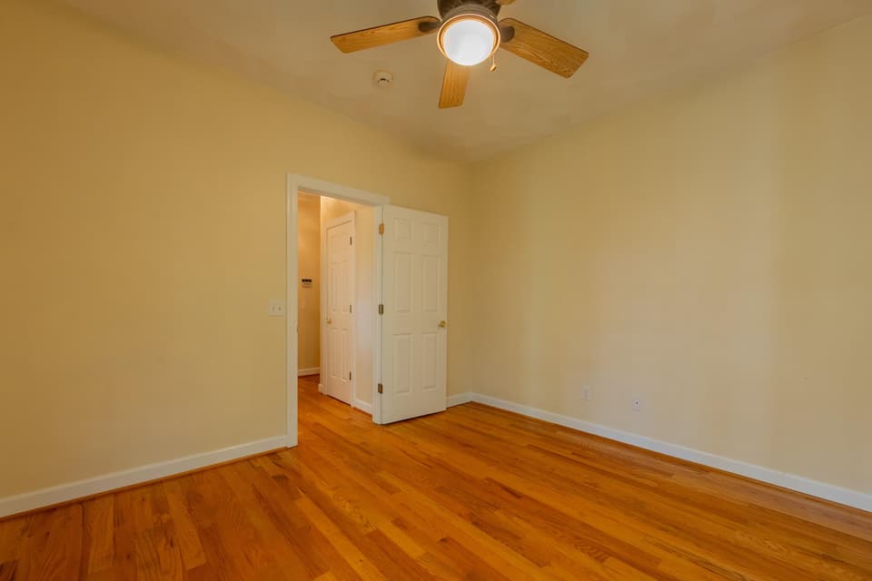 2075 Lubna Drive, photo 34 of 40
