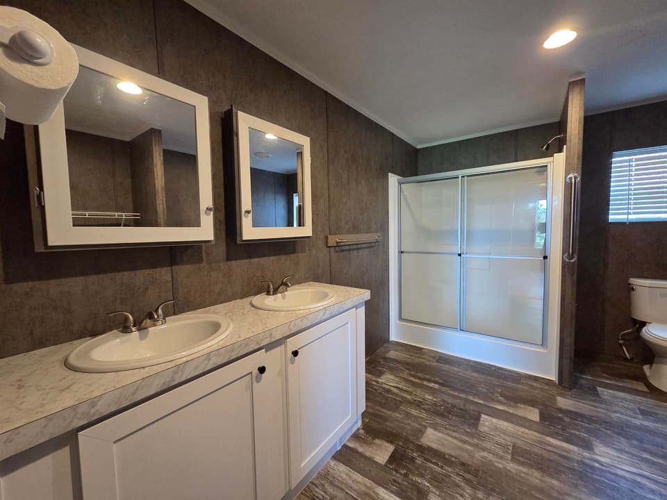 80 Boxwood Drive, photo 24 of 40